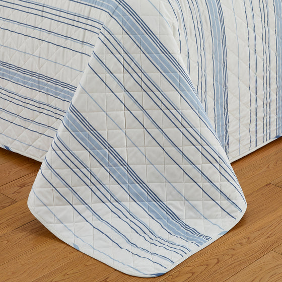 Sofia Collection Striped Quilt Set